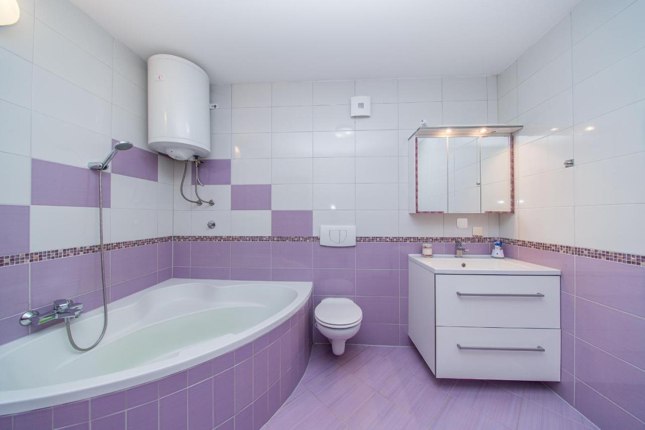 Apartment Luni ล็อควา โรโกซนิตซา ภายนอก รูปภาพ