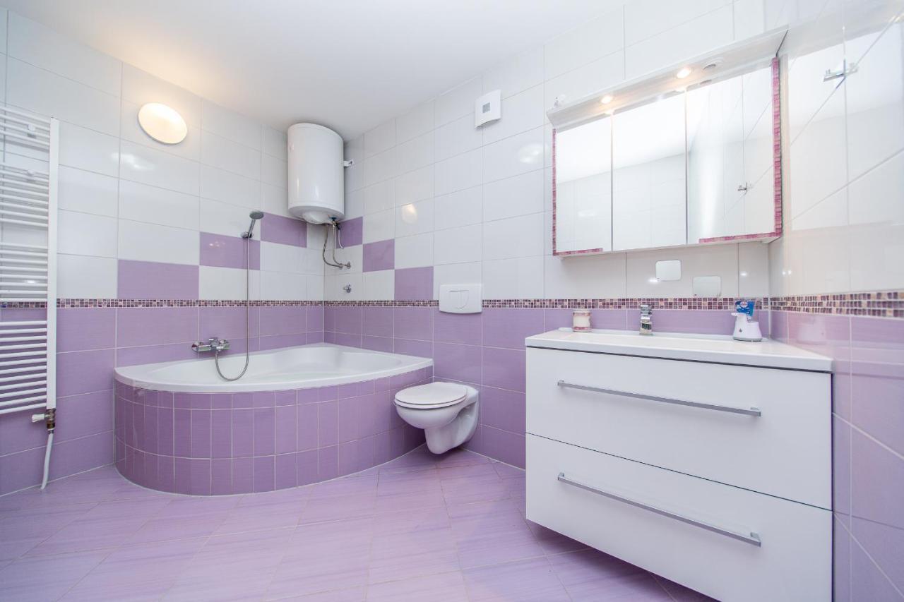 Apartment Luni ล็อควา โรโกซนิตซา ภายนอก รูปภาพ