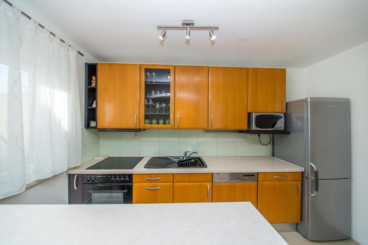 Apartment Luni ล็อควา โรโกซนิตซา ภายนอก รูปภาพ